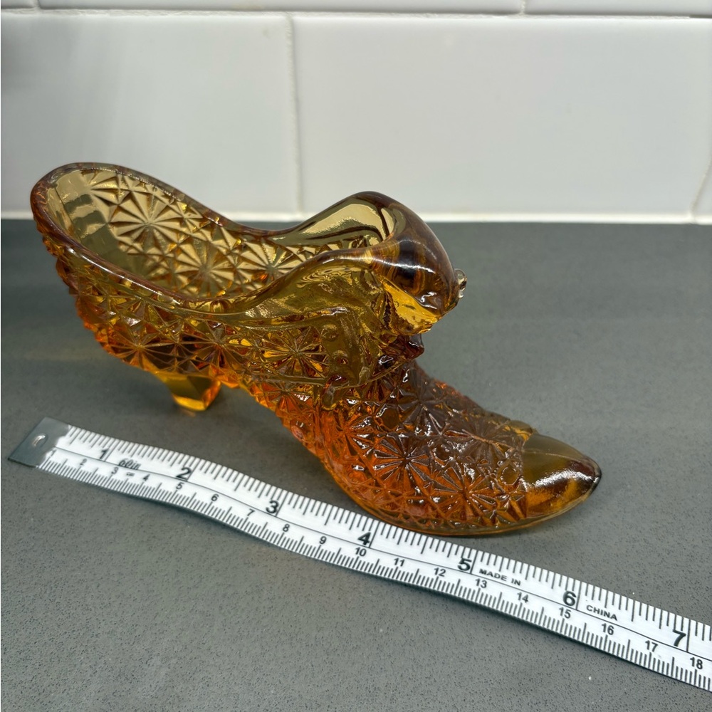 Vintage Fenton Amber Glass Shoe - Picture 4 of 6